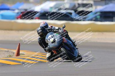 media/Oct-09-2022-SoCal Trackdays (Sun) [[95640aeeb6]]/Turn 2 (1110am)/